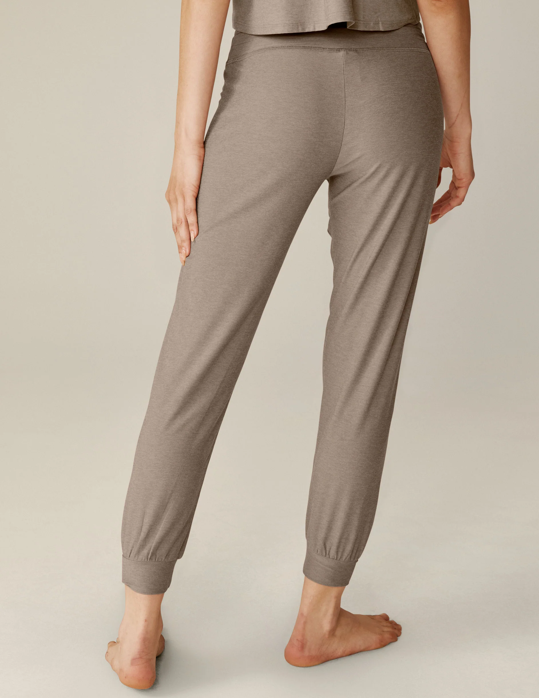 Featherweight Lounge Around Midi Jogger - Styles Love