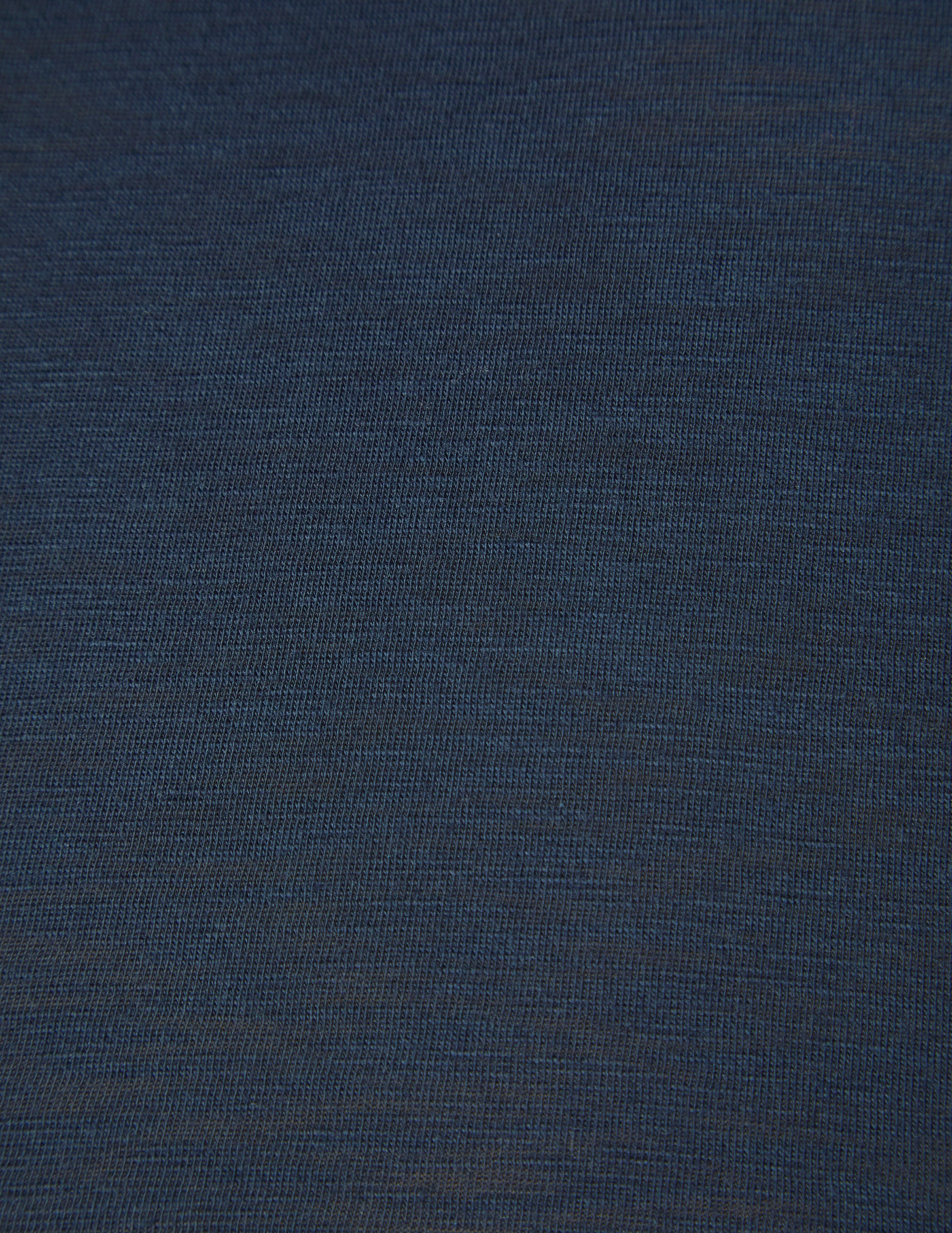 Signature High Low Cropped Tee - Styles Love