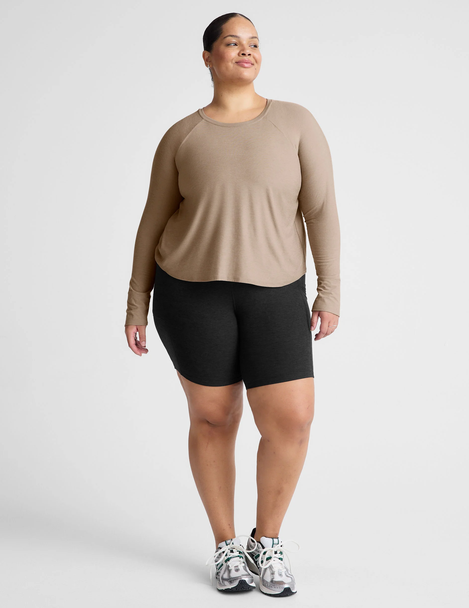 Featherweight Daydreamer Pullover - Styles Love