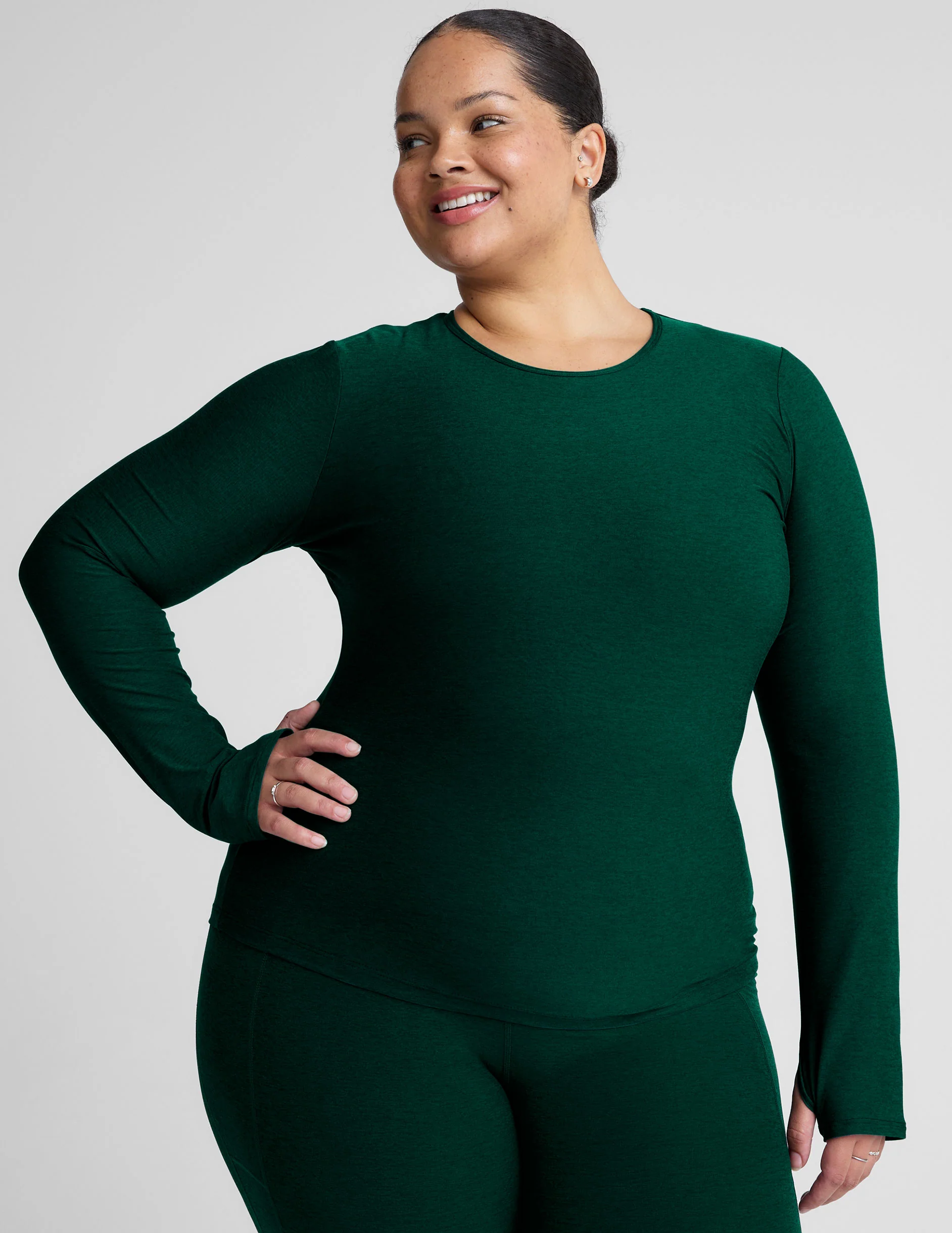 Featherweight Classic Crew Pullover - Styles Love