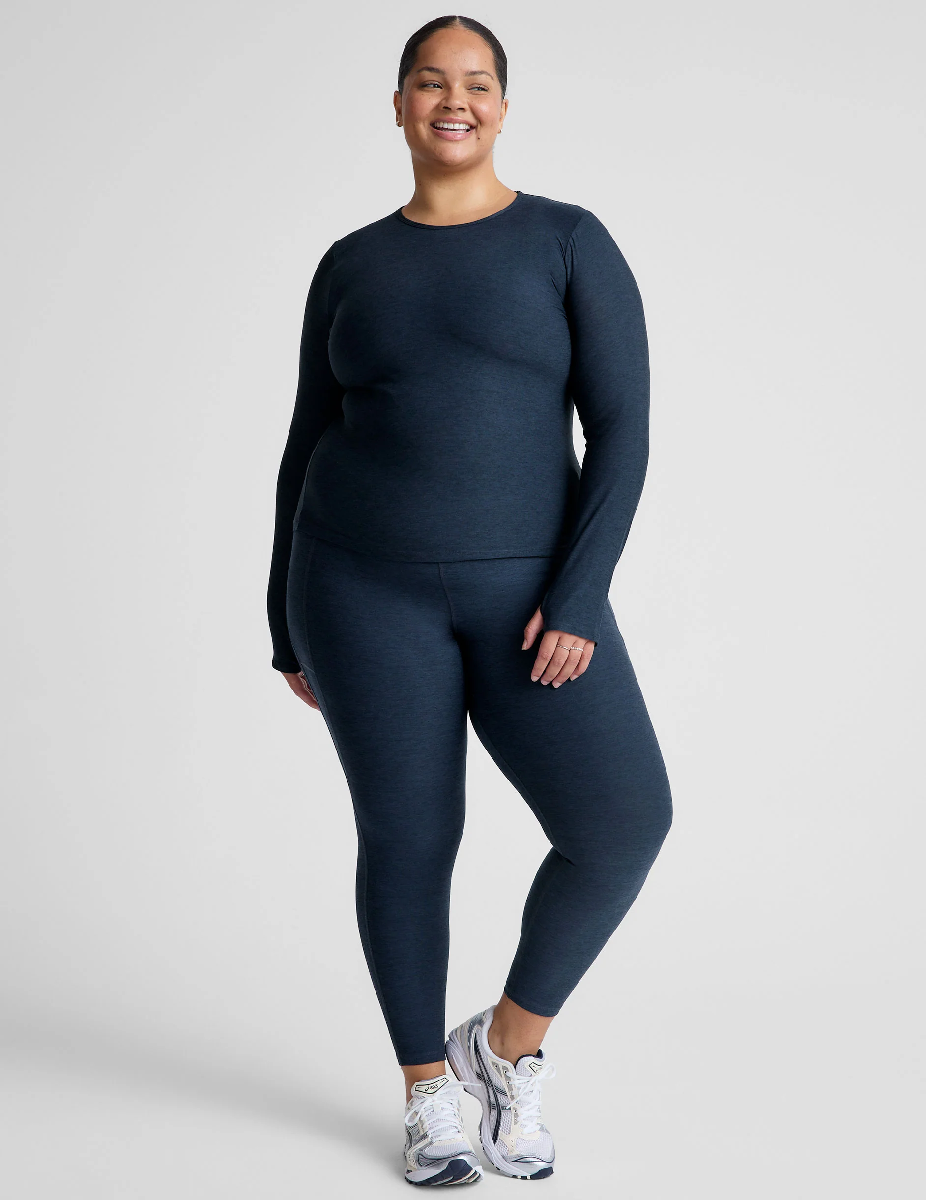 Featherweight Classic Crew Pullover - Styles Love