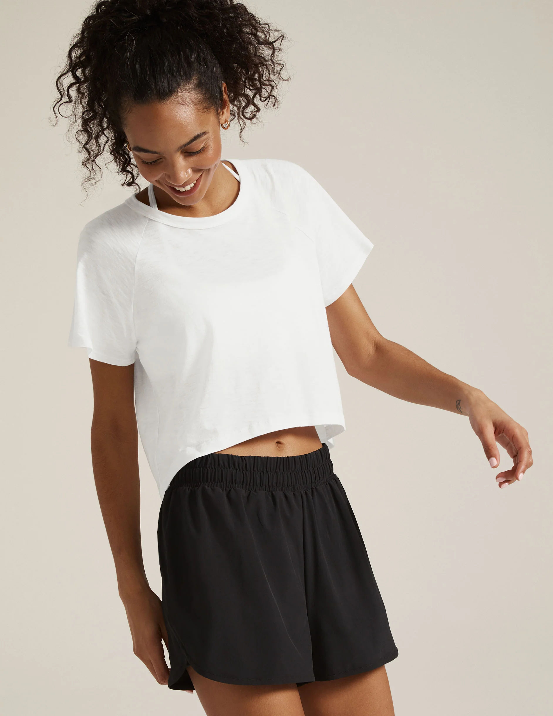 Signature High Low Cropped Tee - Styles Love