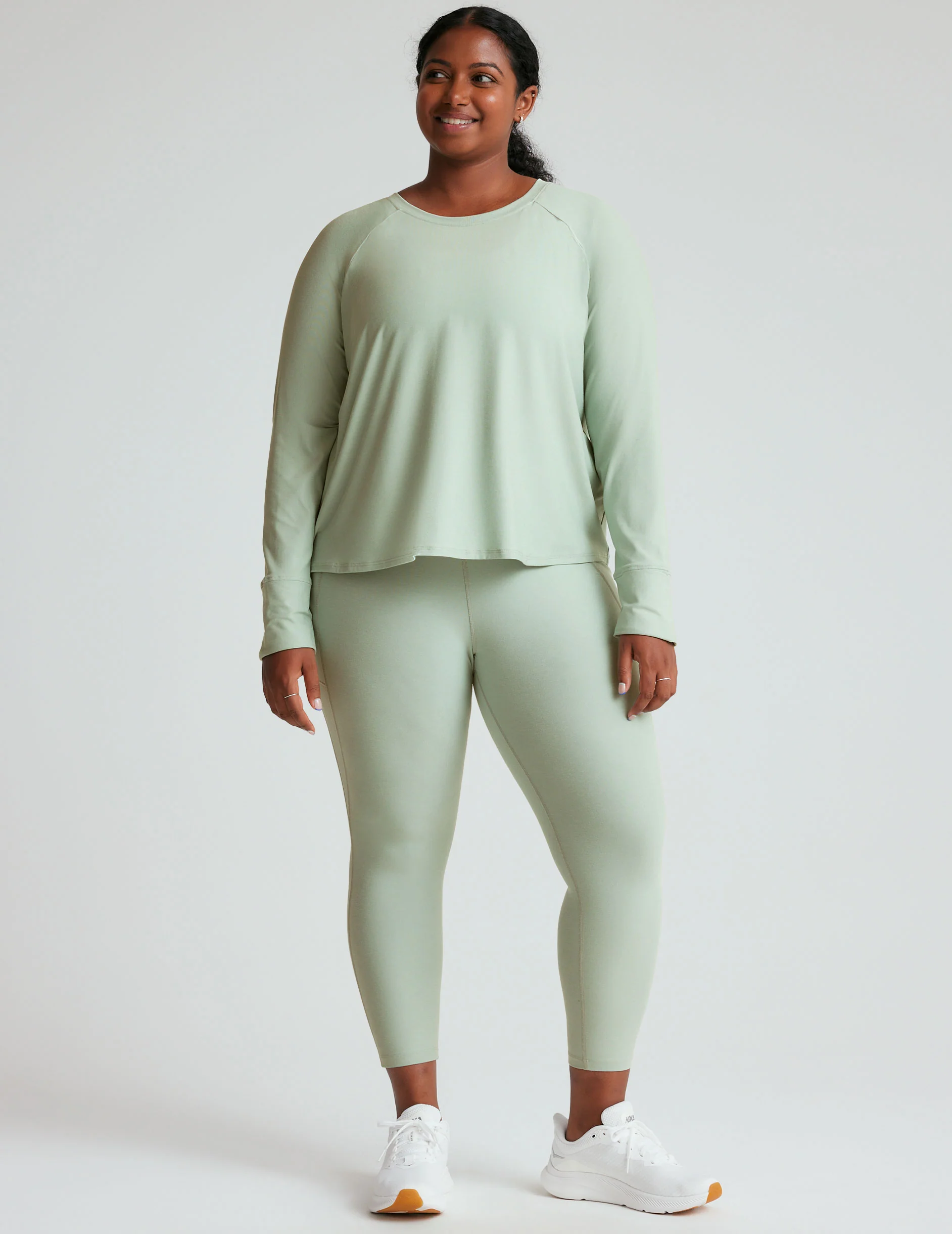 Featherweight Daydreamer Pullover - Styles Love