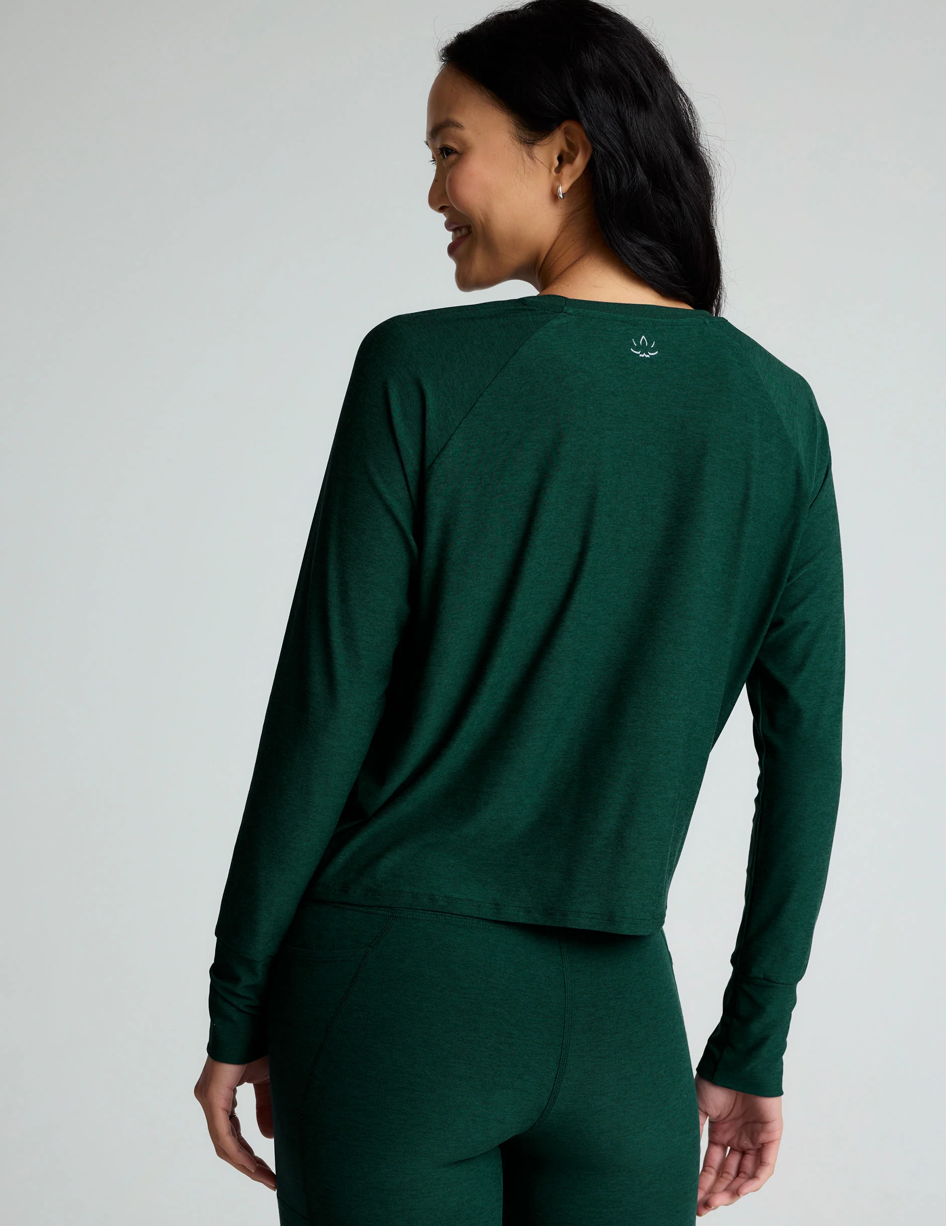 Featherweight Daydreamer Pullover - Styles Love