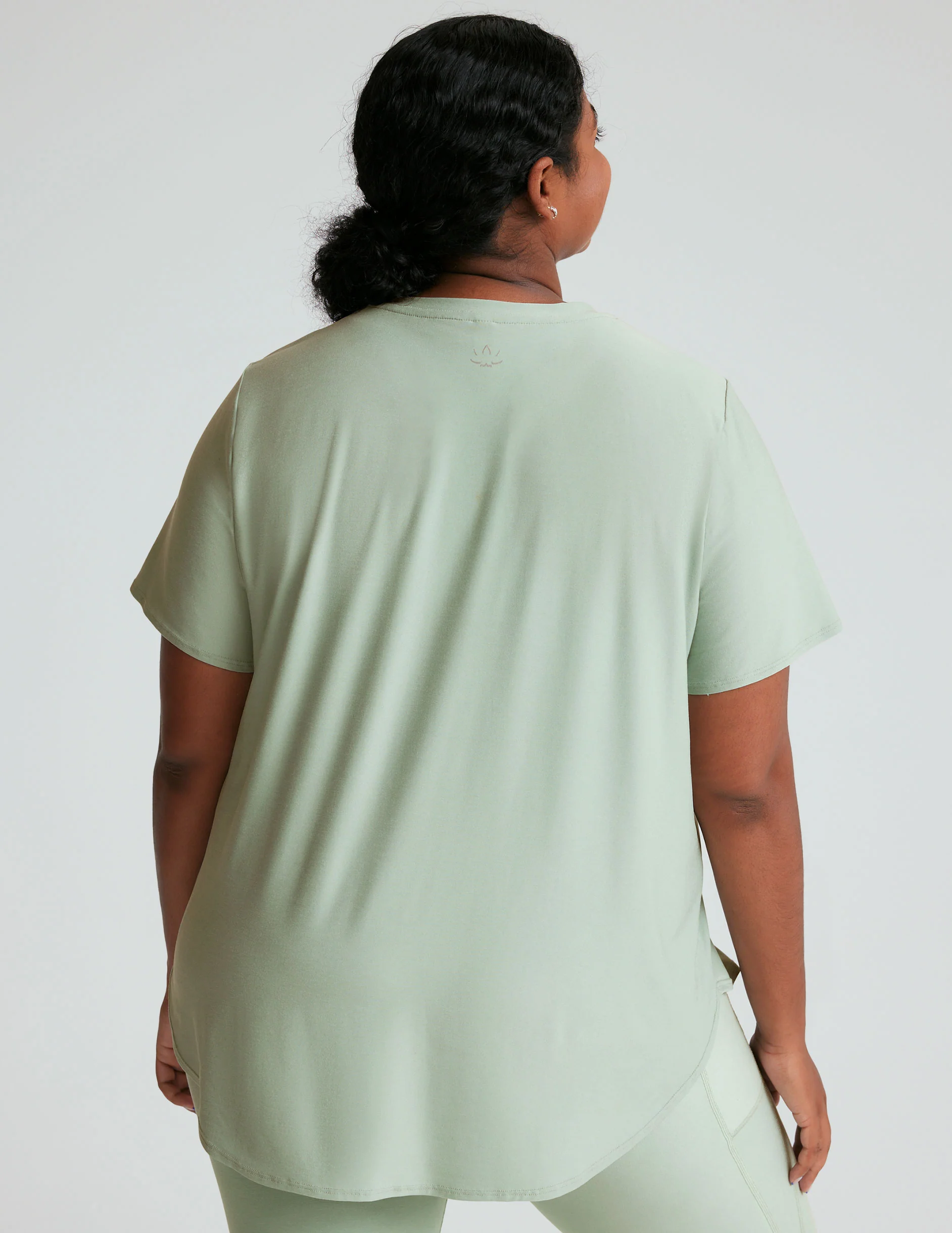 Featherweight On The Down Low Tee - Styles Love