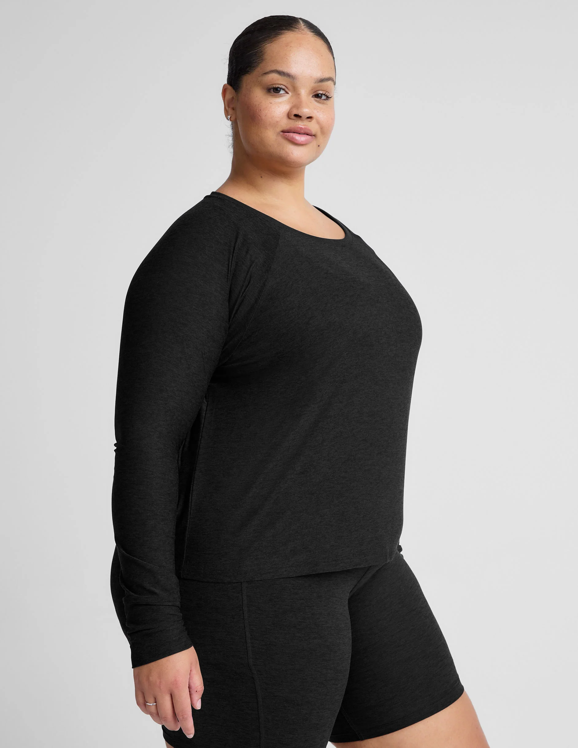 Featherweight Daydreamer Pullover - Styles Love