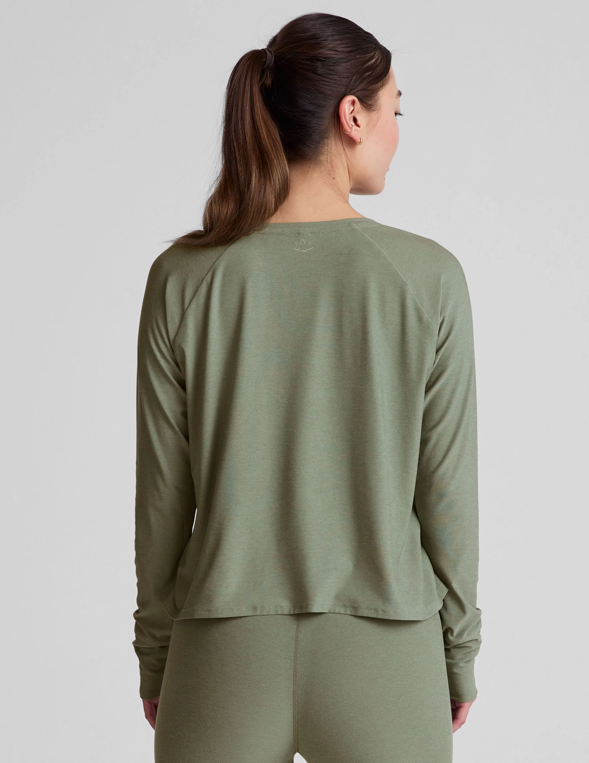 Featherweight Daydreamer Pullover - Styles Love