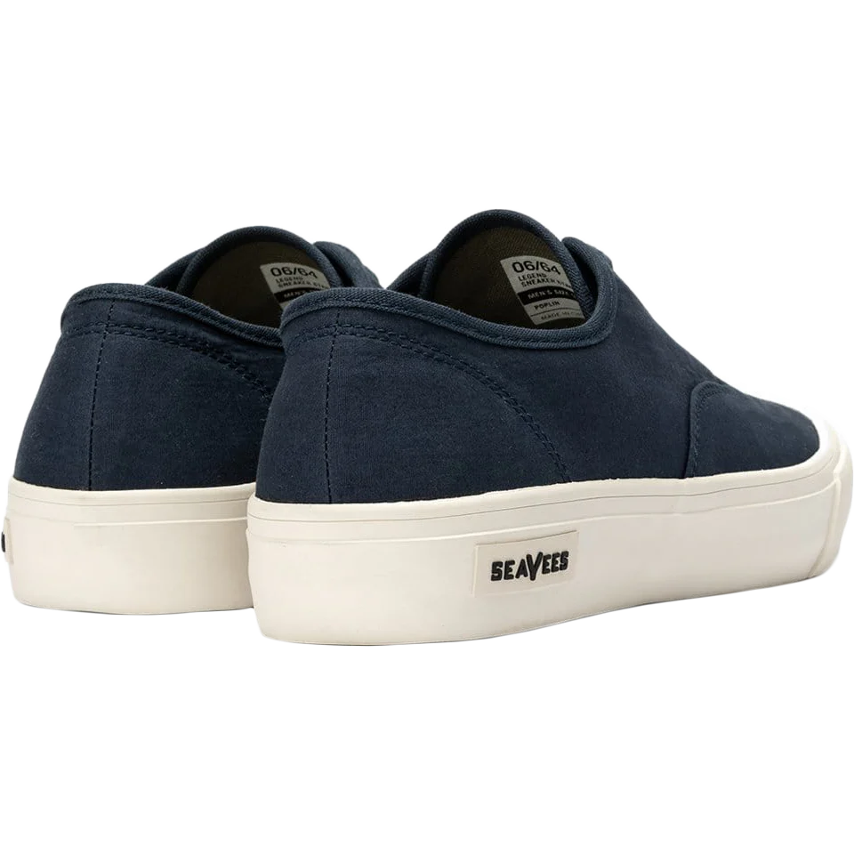 Men's Legend Sneaker Classic - Styles Love