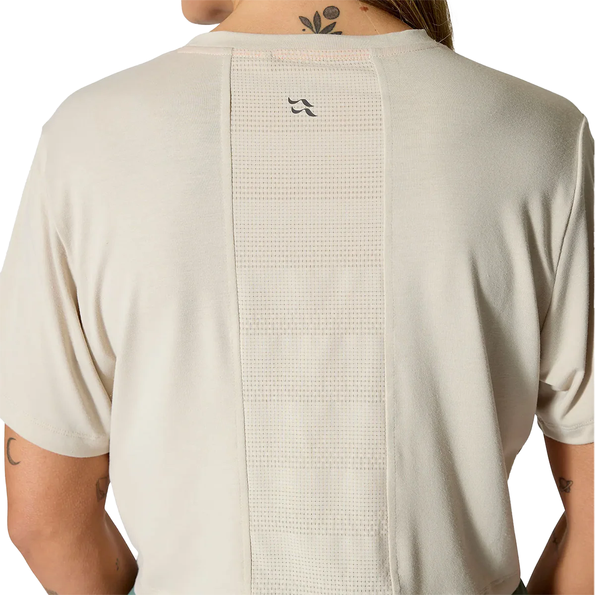 Women's Rivelin Crop Tee - Styles Love