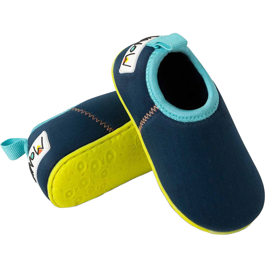 Youth Flex Sole Swimmable Shoe (5-6) - Styles Love