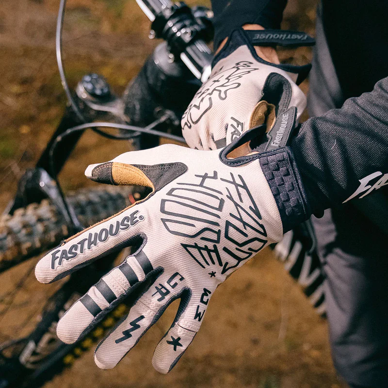 Speed Style Stomp Glove - Styles Love