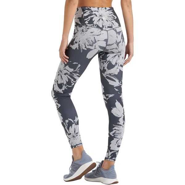 Women's Clean Elevation Legging - Styles Love