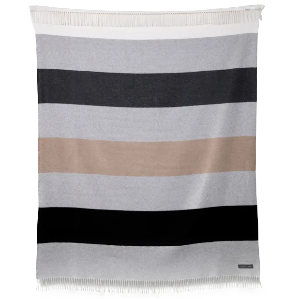 Essential Blanket - Styles Love