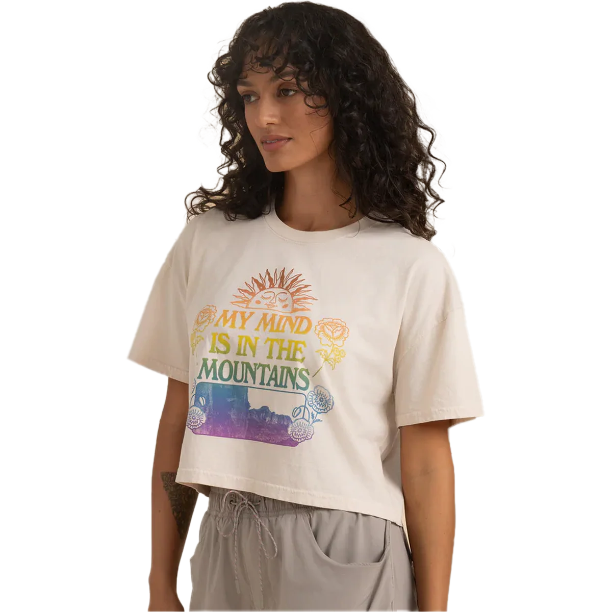 Women Mountian Cropped Boxy Tee - Styles Love