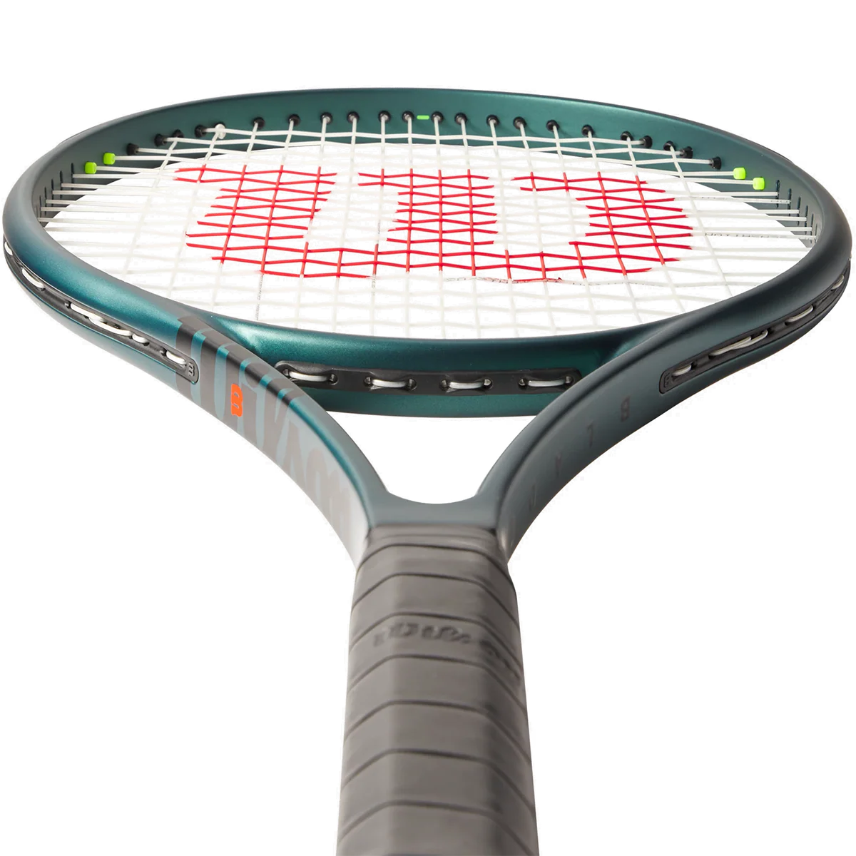 Wilson Blade 104 V9.0 - Styles Love